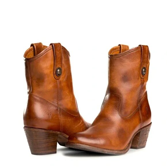 NEW FRYE Leather Jackie Button Short Boots Cognac for women 1568mn - Picture 3 of 11